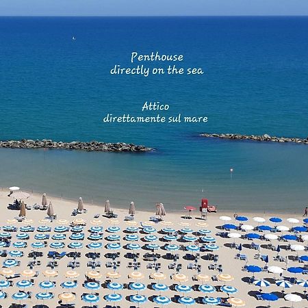 La Terrazza Sul Mare Apartment มอนเตซิลวาโน ภายนอก รูปภาพ