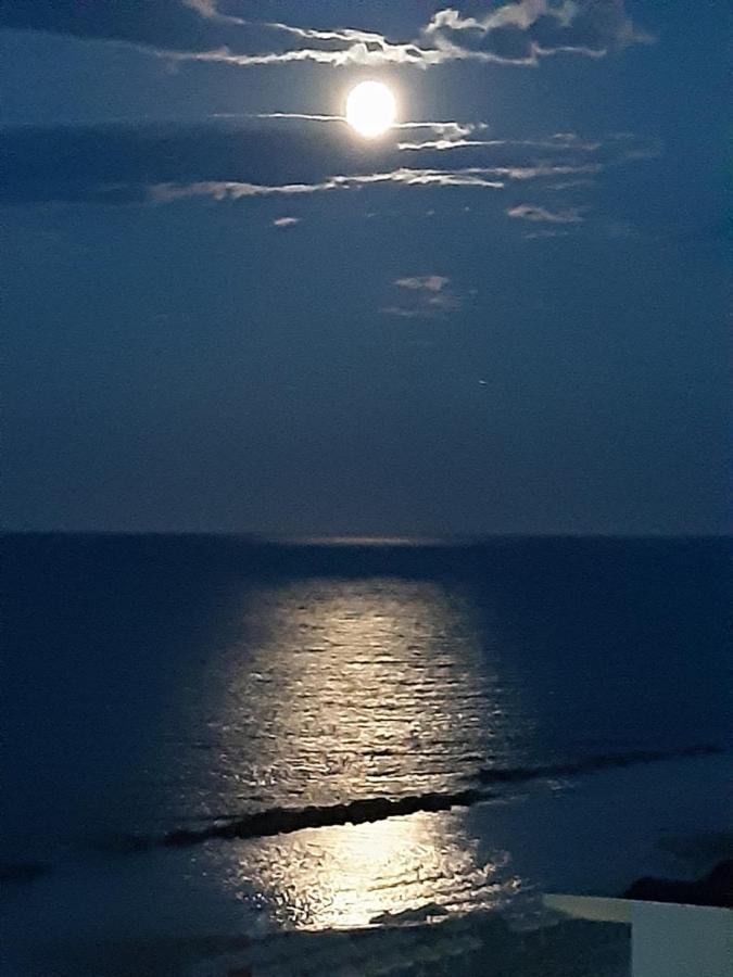 La Terrazza Sul Mare Apartment มอนเตซิลวาโน ภายนอก รูปภาพ