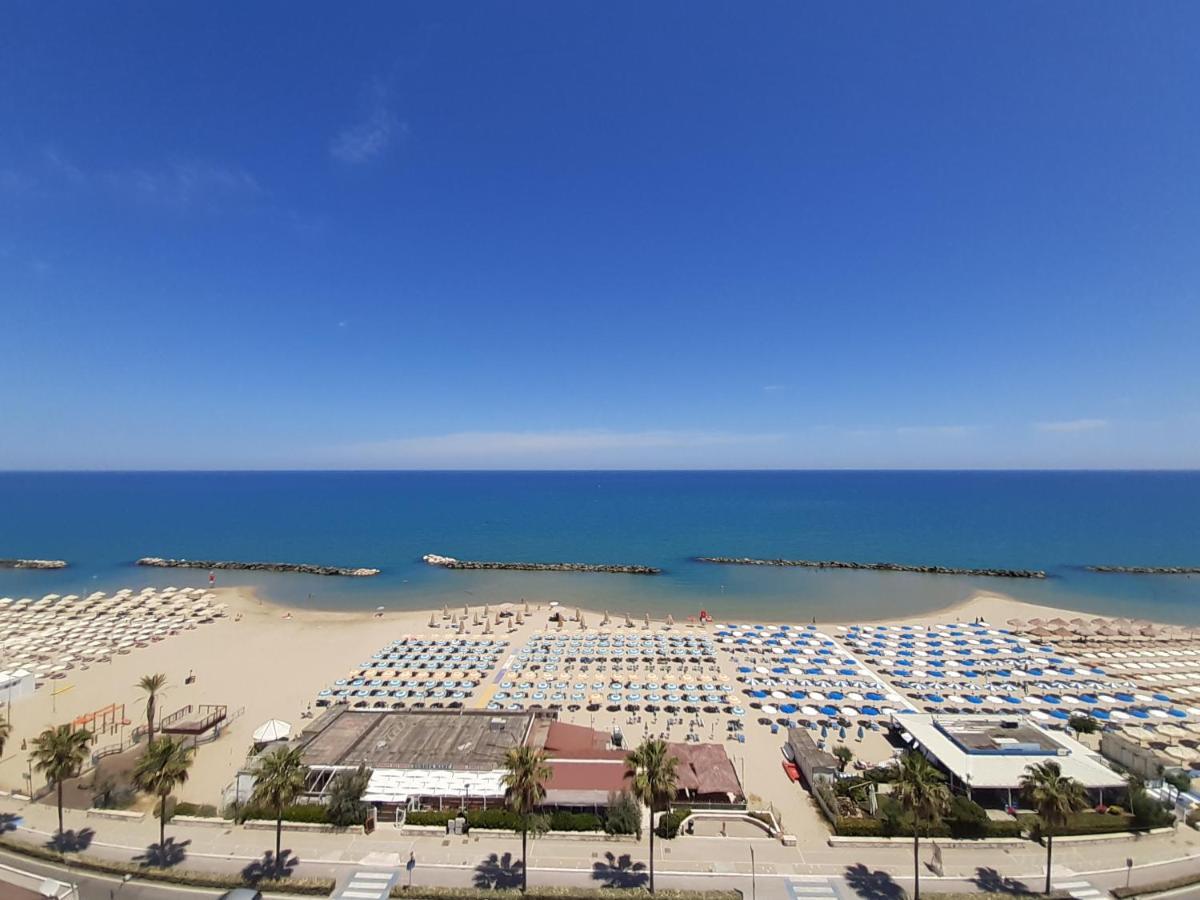 La Terrazza Sul Mare Apartment มอนเตซิลวาโน ภายนอก รูปภาพ
