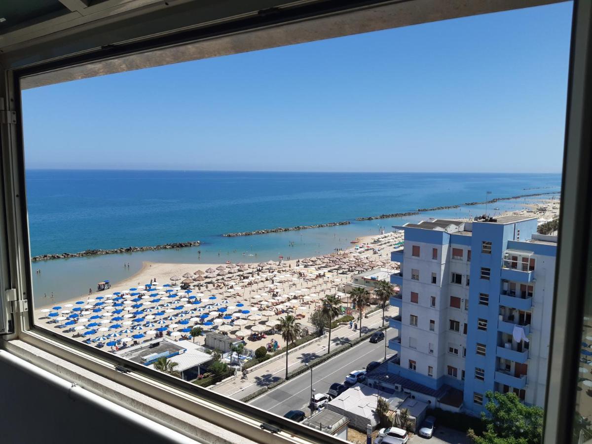 La Terrazza Sul Mare Apartment มอนเตซิลวาโน ภายนอก รูปภาพ