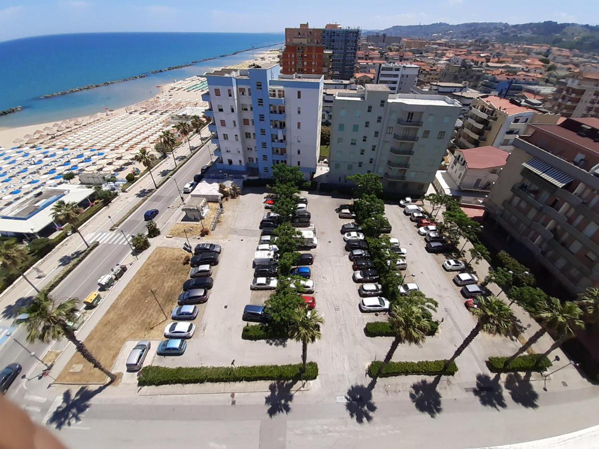 La Terrazza Sul Mare Apartment มอนเตซิลวาโน ภายนอก รูปภาพ