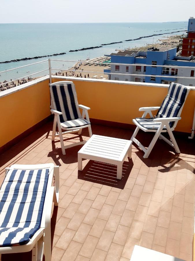 La Terrazza Sul Mare Apartment มอนเตซิลวาโน ภายนอก รูปภาพ