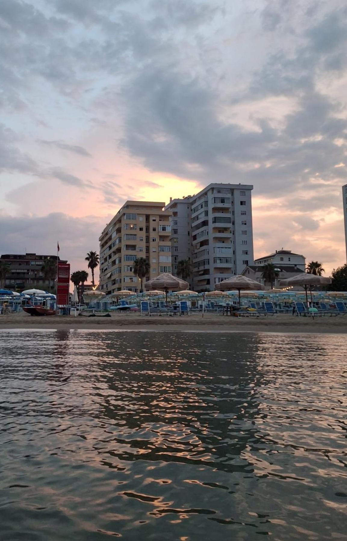 La Terrazza Sul Mare Apartment มอนเตซิลวาโน ภายนอก รูปภาพ